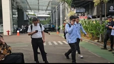 Kejagung Geledah Kantor...
