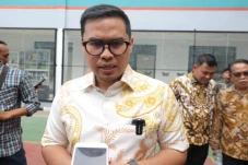 Bantu Orang Tua Siswa,...