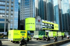 Grab Ambil Alih Kendali...