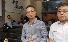 Roy Suryo Laporkan Lechumanan...