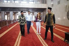 Stafsus Menag: Kunjungan...