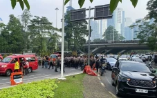 Polisi Tutup Sementara...