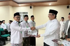 Lulus PMKNU, Gus Salam...
