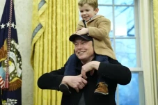 Elon Musk Jadi Kuadriliuner...