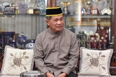 Profil Letjen TNI (Purn)...