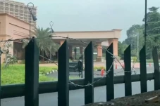 Jelang Eksekusi Hotel...