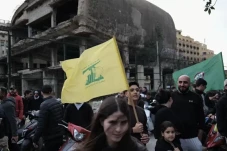Hizbullah Peringatkan...