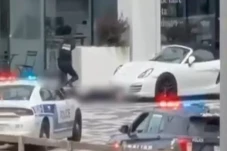 Penembakan Guncang Lingkungan...