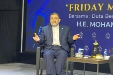 Dubes Iran Tegas Tolak...
