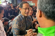 Nadiem Makarim Menangis...