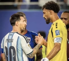 Messi Puji Penampilan...
