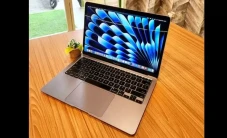 MacBook Air Makin Mahal,...