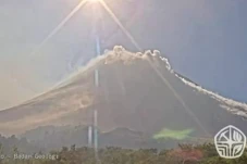 Gunung Merapi Erupsi,...