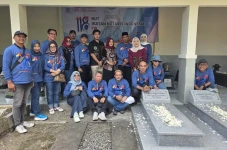 Meriah! Pengwil INI...