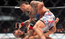 Comeback McGregor Berakhir...