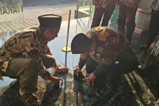 Fenomena Matahari Tepat...