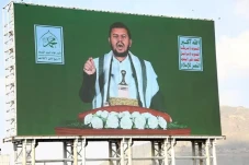 Yaman Memanas, Houthi...