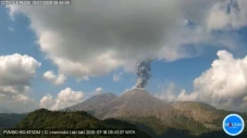 Gunung Lewotobi Laki-laki...