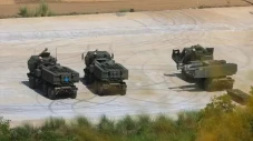 Militer Iran Gempur...