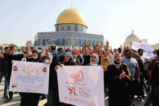 Warga Palestina Gelar...