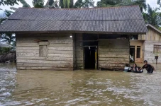 Banjir Rendam 17 Kecamatan...