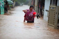 Banjir Setinggi Satu...