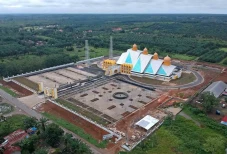 Eloknya Masjid Agung...