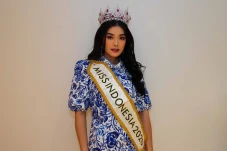 Tembus 40 Besar Kontestan...