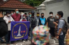 Terdampak Relokasi,...