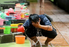 Berharap Keberkahan,...
