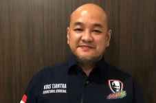 Kris Tjantra : Perpindahan...