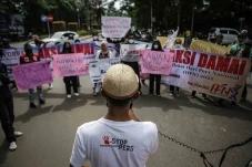Aksi Damai Hari Pers...
