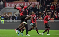 Bantai Lazio, AC Milan...