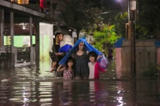Banjir Rendam Permukiman...