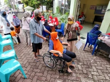 Posyandu untuk Warga...