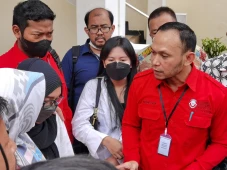 Sidang perdana Adam...