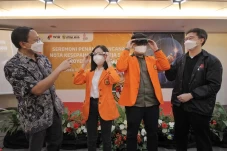 Kembangkan Mata Kuliah...