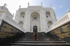 Pesona Masjid Ramlie...