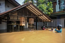 Banjir Landa 13 RW di...
