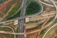 Tol Japek II Selatan...