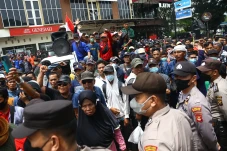 Buruh PT Bumi Rambang...