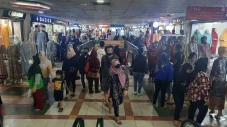 Pasar Tanah Abang Mulai...