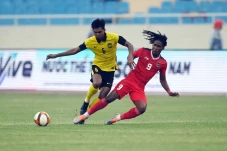 Menang Adu Pinalti atas...