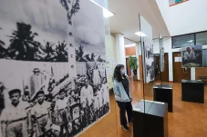 Pameran Foto Bertajuk...