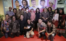 Hary Tanoesoedibjo dan...