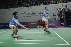 Praveen/Melati Melaju...