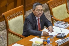Uji Kelayakan dan Kepatutan...