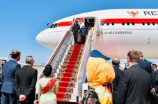 Bawa Pesan Perdamaian...