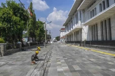 Progres Revitalisasi...