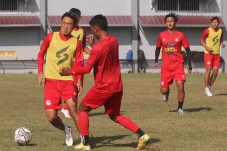 Melihat Persiapan Arema...